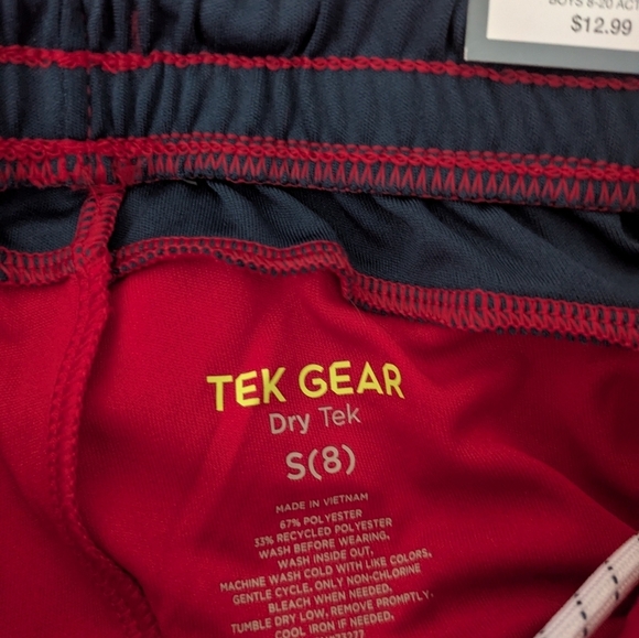 NWT Tek Gear Red Athletic Shorts M 8 - Picture 3 of 3